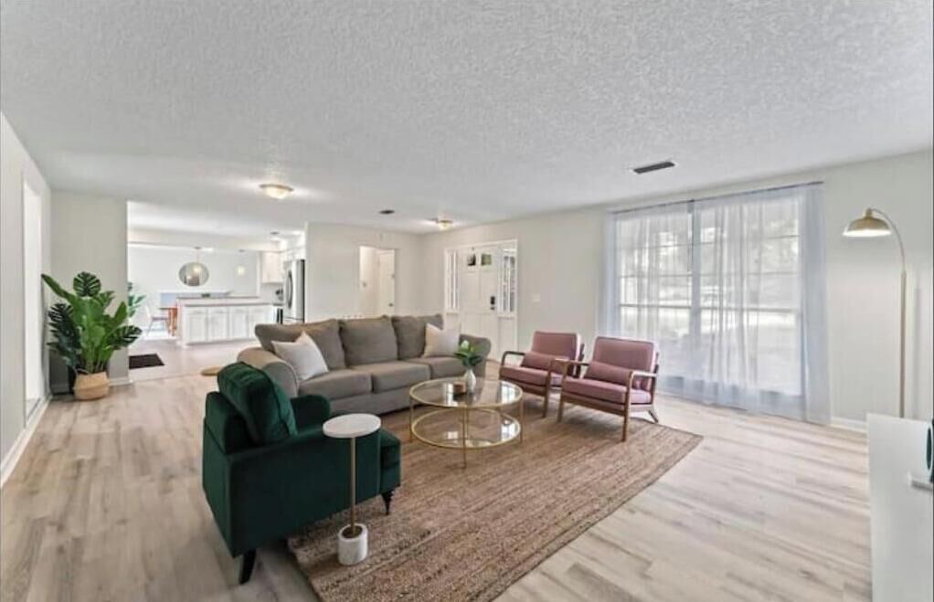 Photo of Livingroom in Arlington