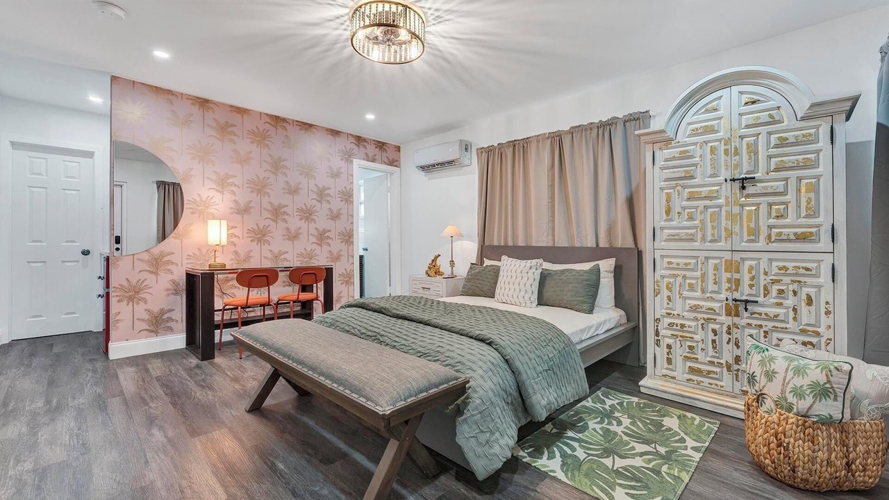 Photo of Bedroom in Garden Isles