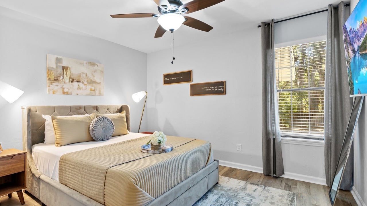 Photo of Bedroom in Tallahassee