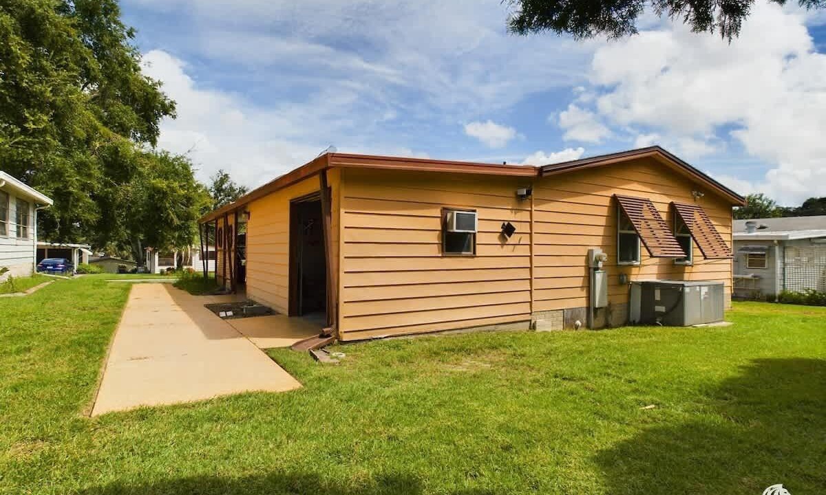 Photo of Outdoor in Silver Lake