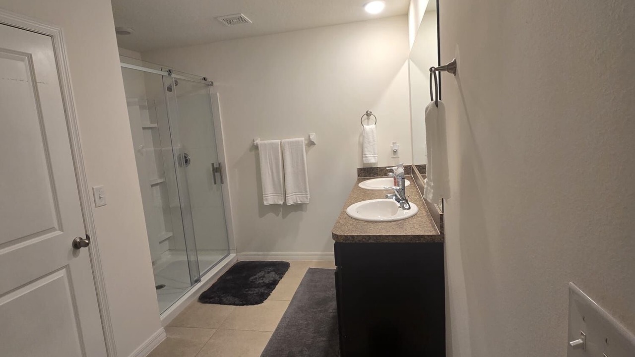 Photo of Bathroom in Newberry