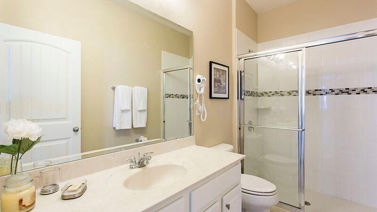 Photo of Bathroom in Sunridge Woods