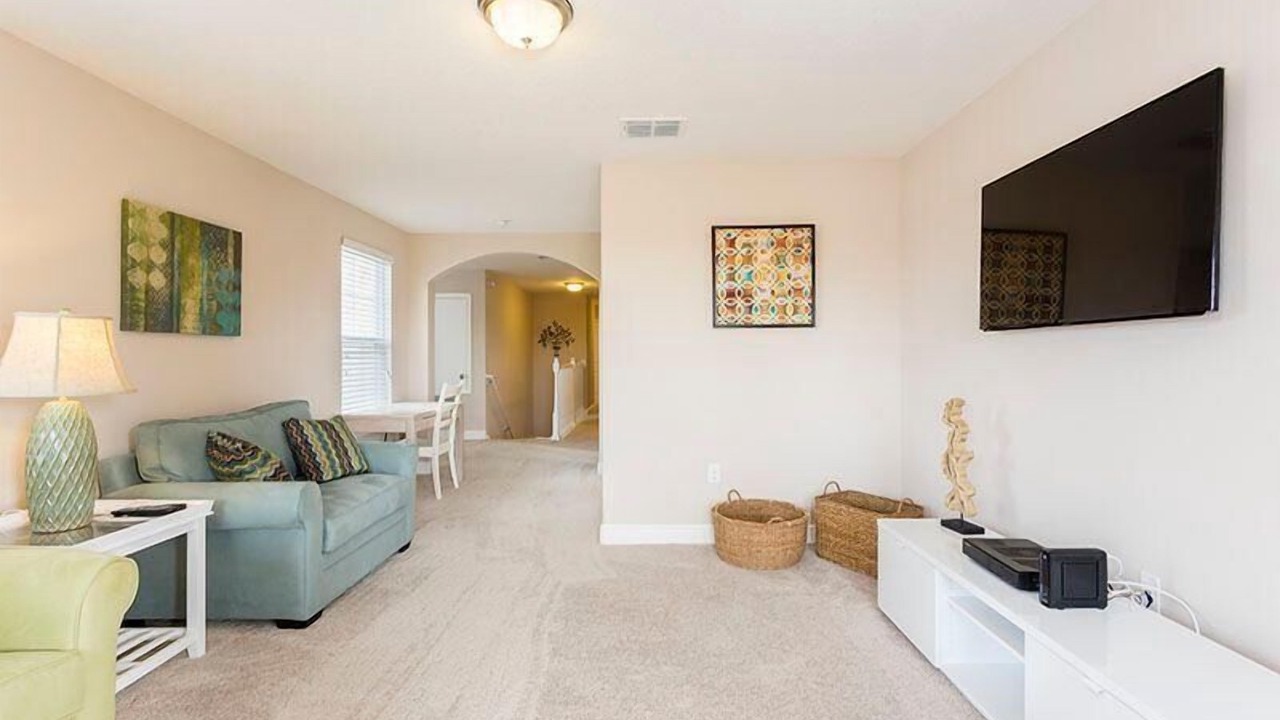 Photo of Livingroom in Sunridge Woods