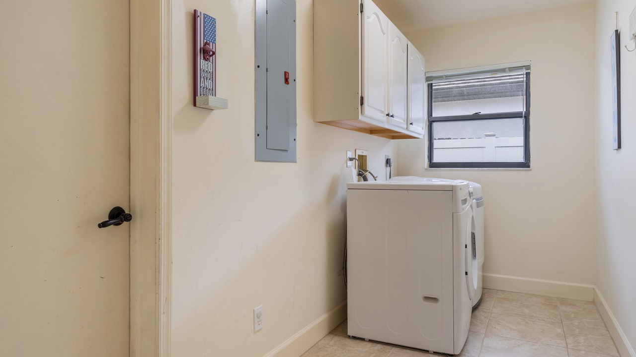 Photo of Bedroom in Vanderbilt Beach