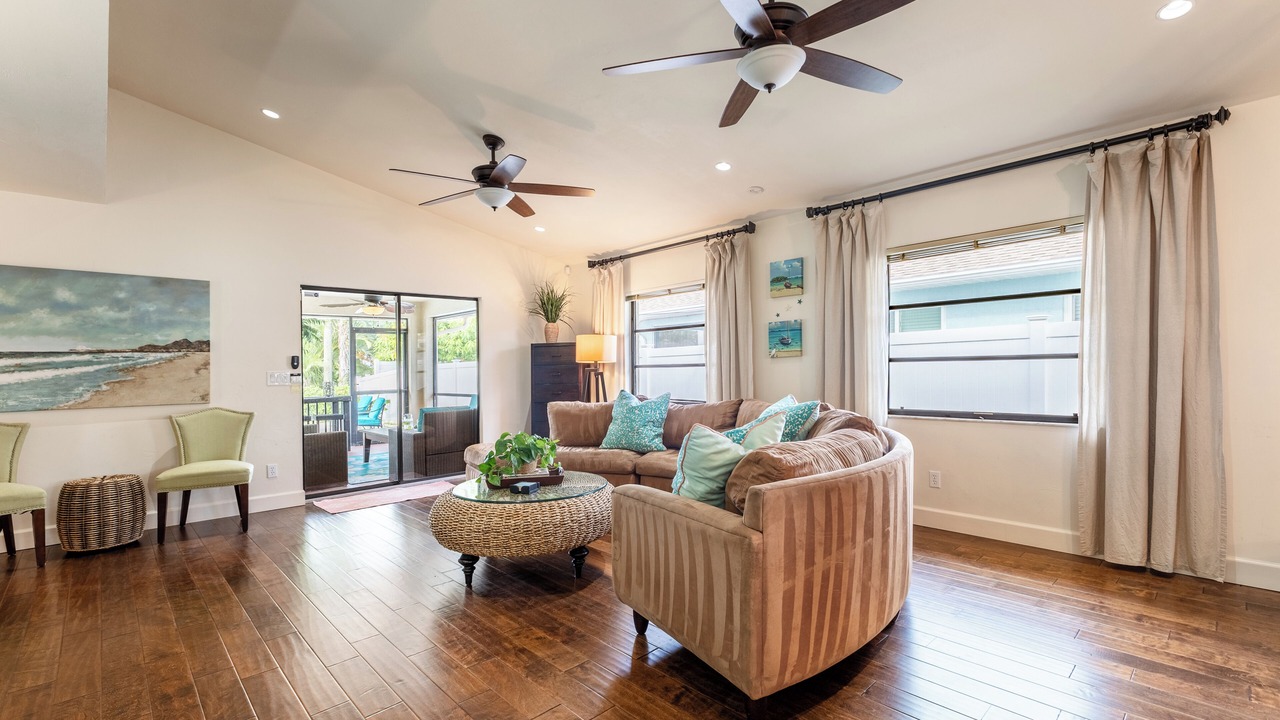 Photo of Bedroom in Vanderbilt Beach