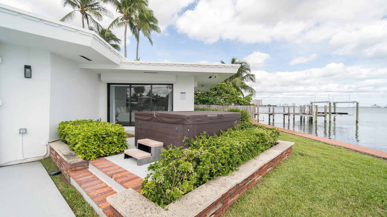 Photo of Patio Balcony in Seybold