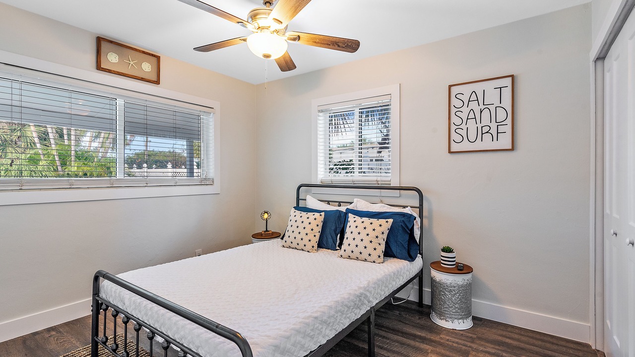 Photo of Bedroom in Survey Creek