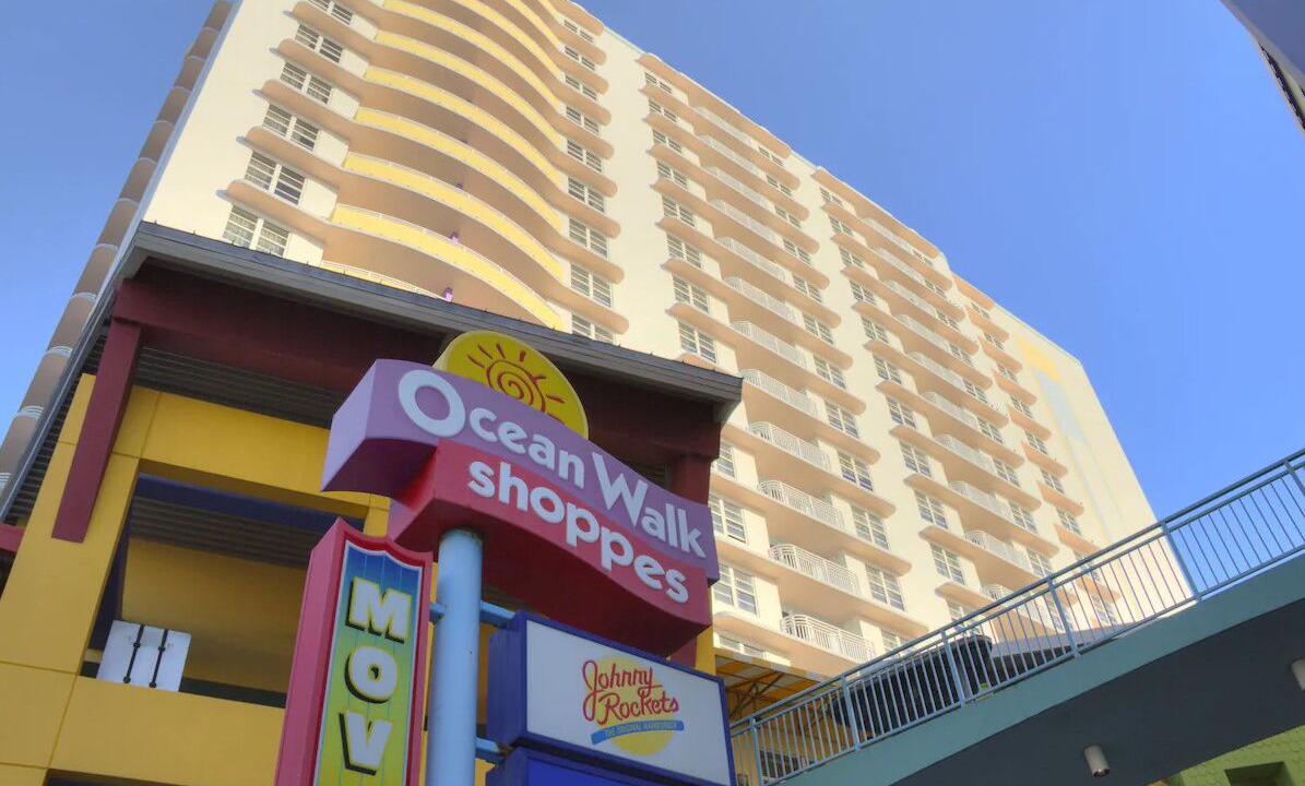 Photo of Outdoor in Brush - Stewarts