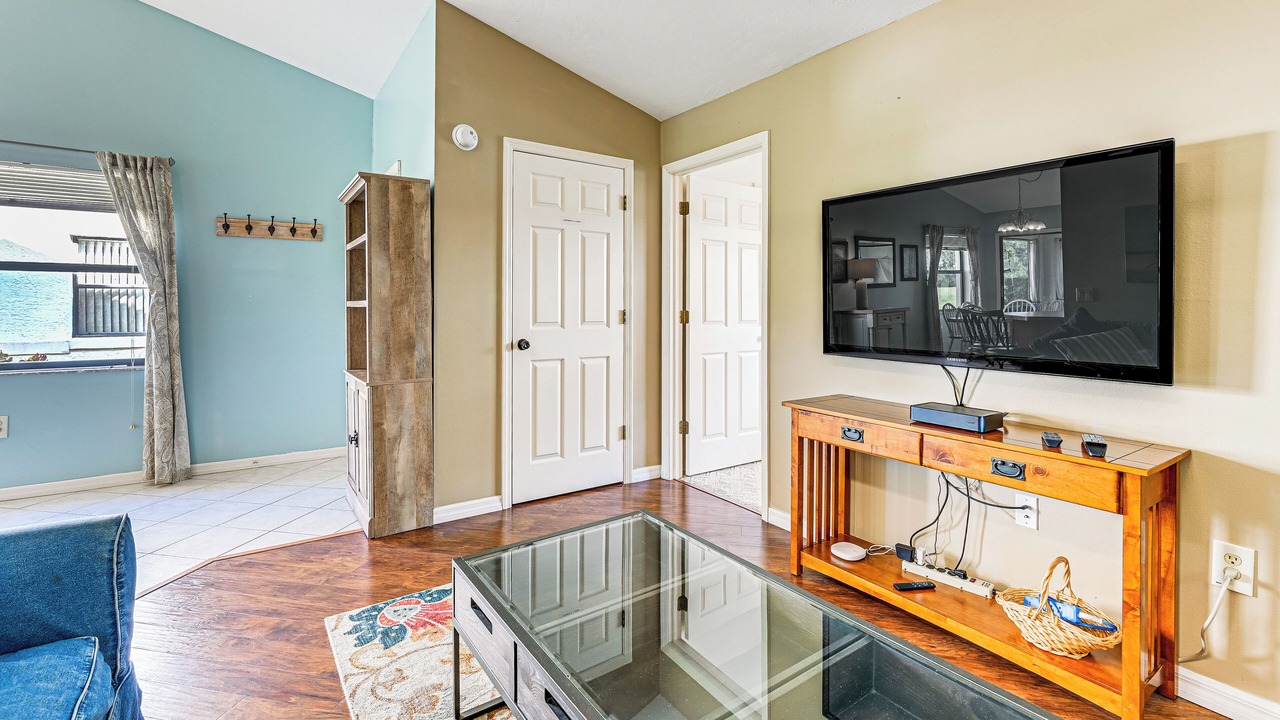 Photo of Livingroom in Highland