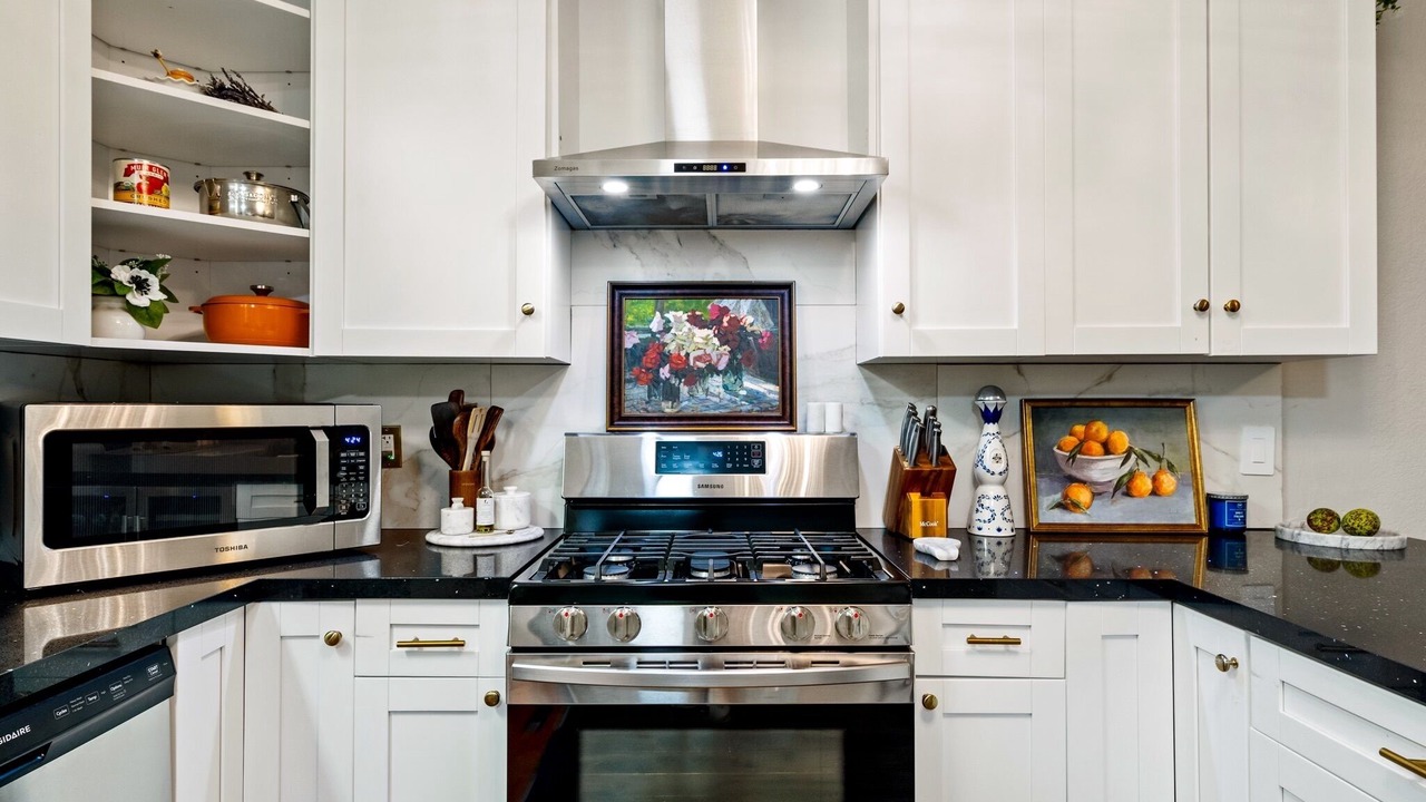 Photo of Kitchen in Hunt Club