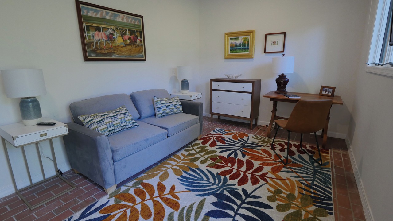 Photo of Livingroom in Fellowship
