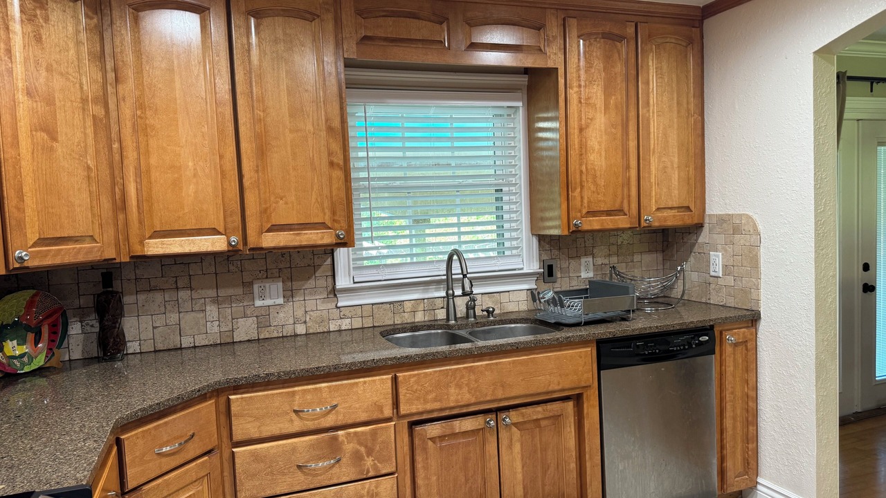 Photo of Kitchen in Killearn Estates