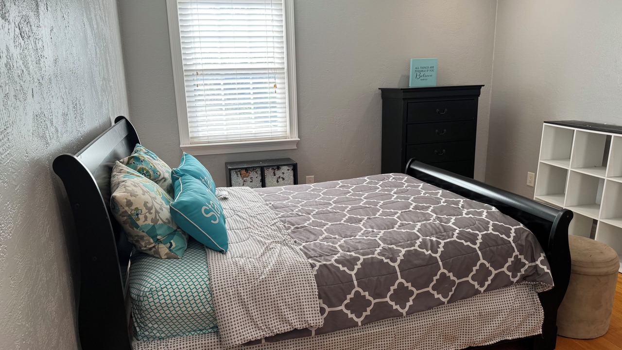 Photo of Bedroom in Killearn Estates