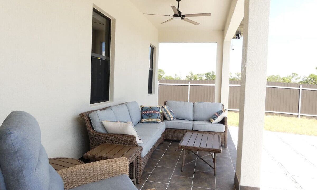Photo of Patio Balcony in Jacarandas