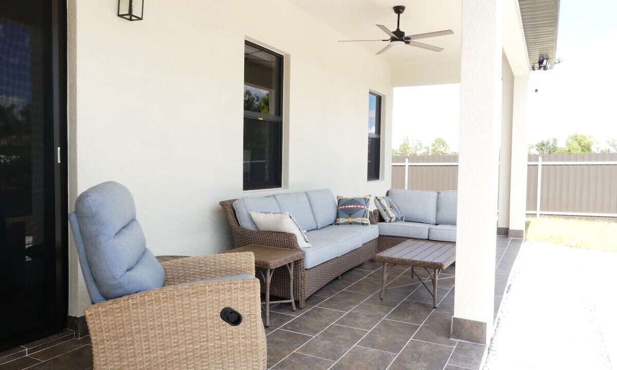 Photo of Patio Balcony in Jacarandas
