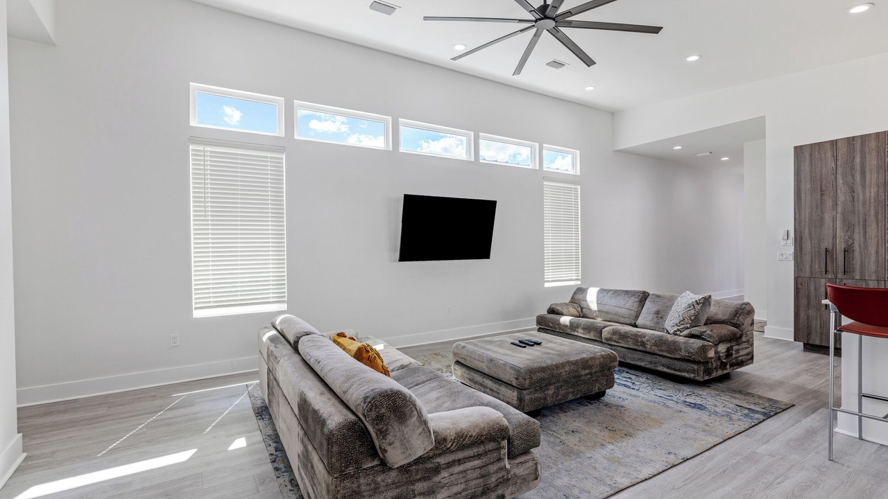 Photo of Livingroom in Tallahassee