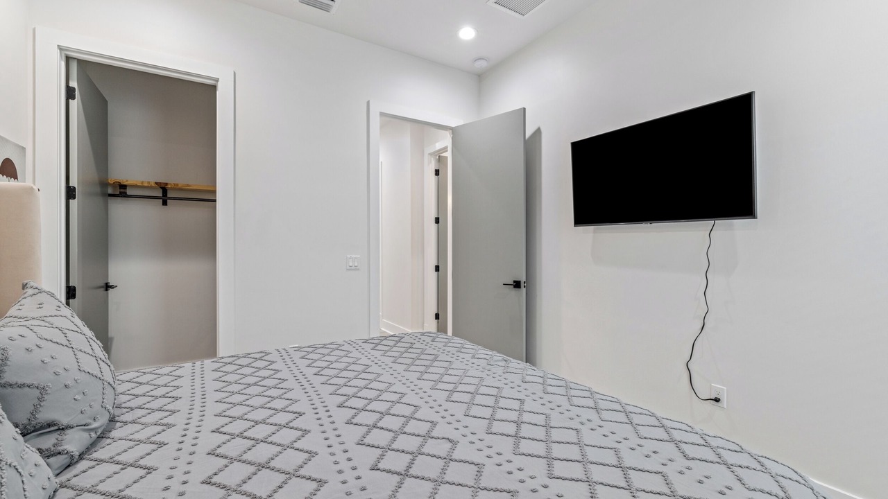 Photo of Bedroom in Tallahassee