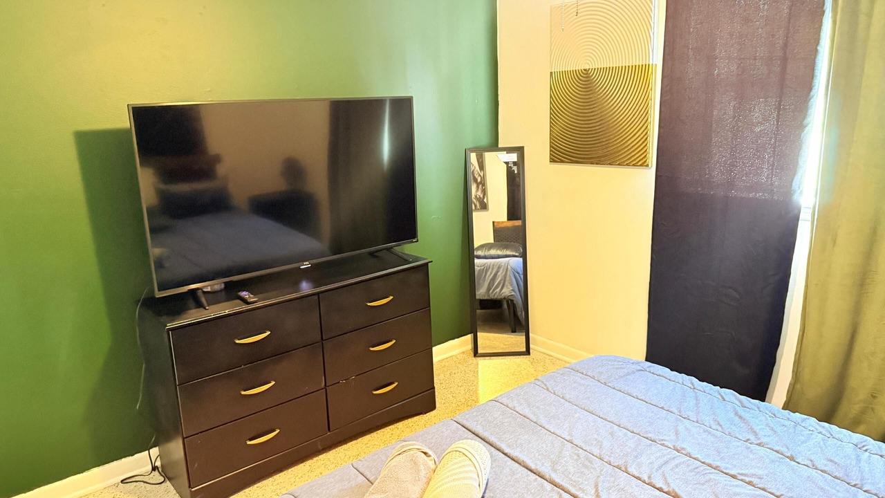 Photo of Bedroom in Westside