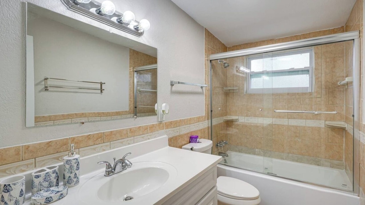 Photo of Bathroom in Inwood