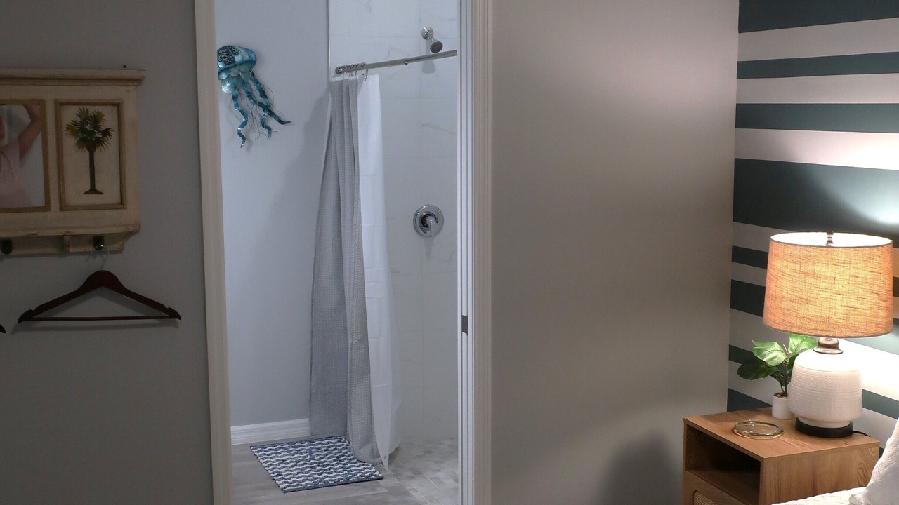 Photo of Bedroom in Lake Worth