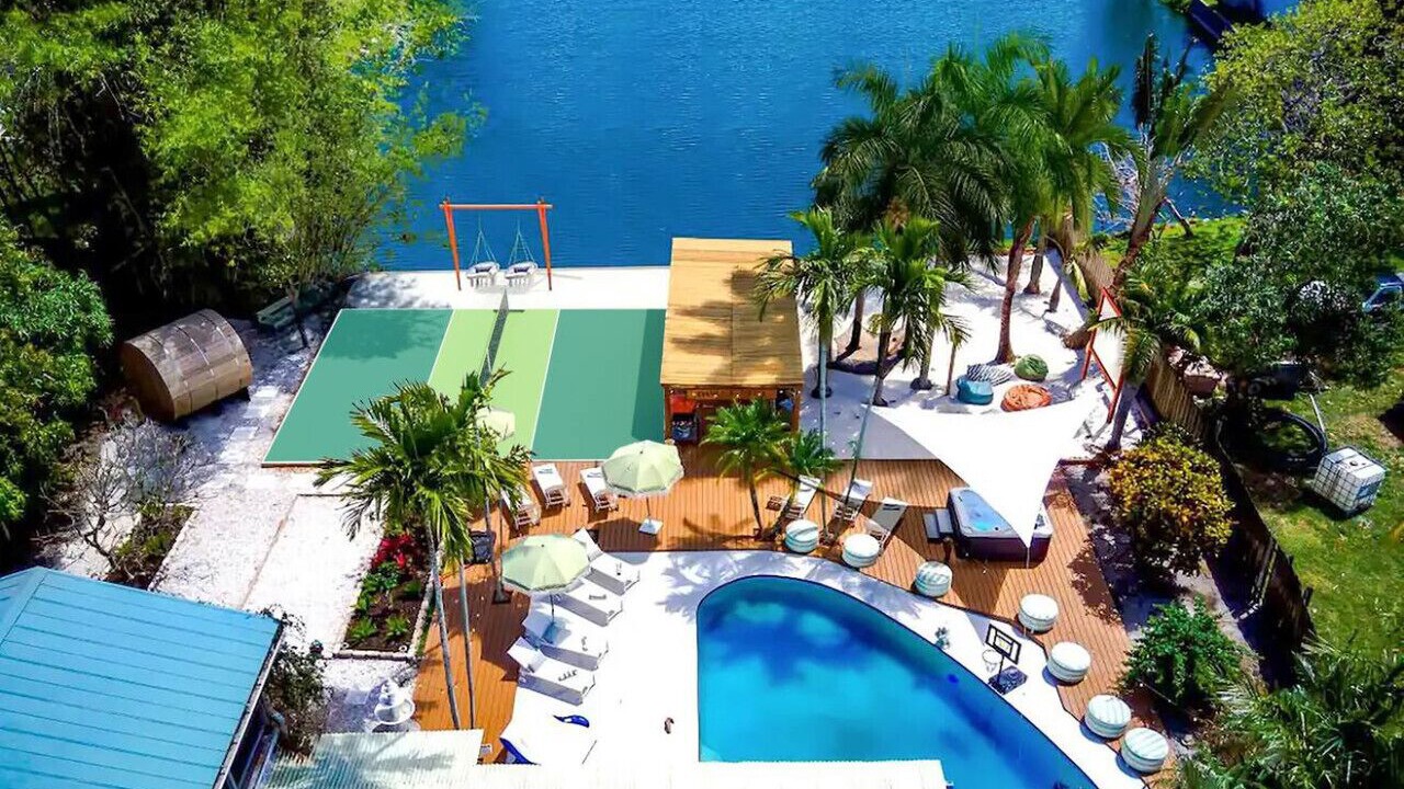 Photo of Outdoor in Lake Clarke Shores