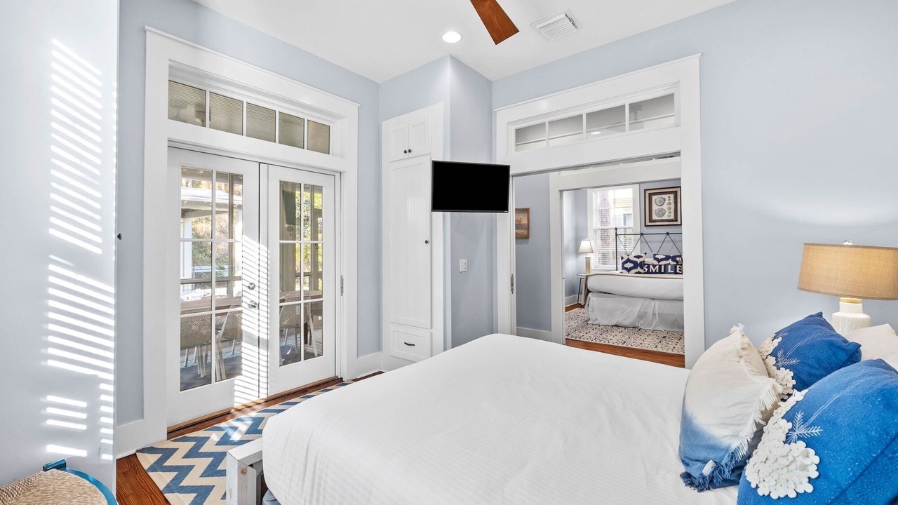 Photo of Bedroom in Forest District