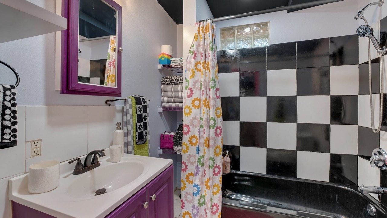 Photo of Bathroom in Griffin Heights