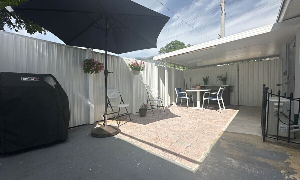 Photo of Outdoor in Pembroke Pines