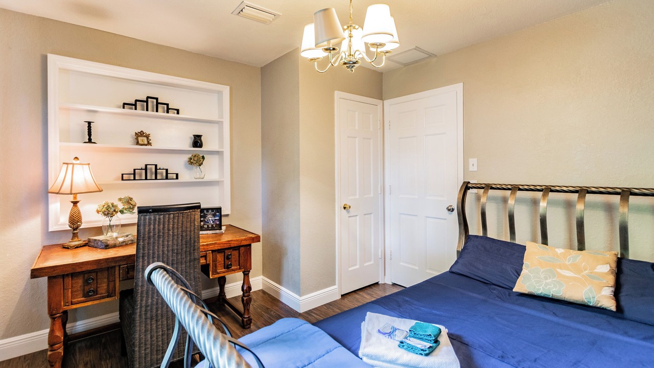Photo of Bedroom in Old Seminole Heights