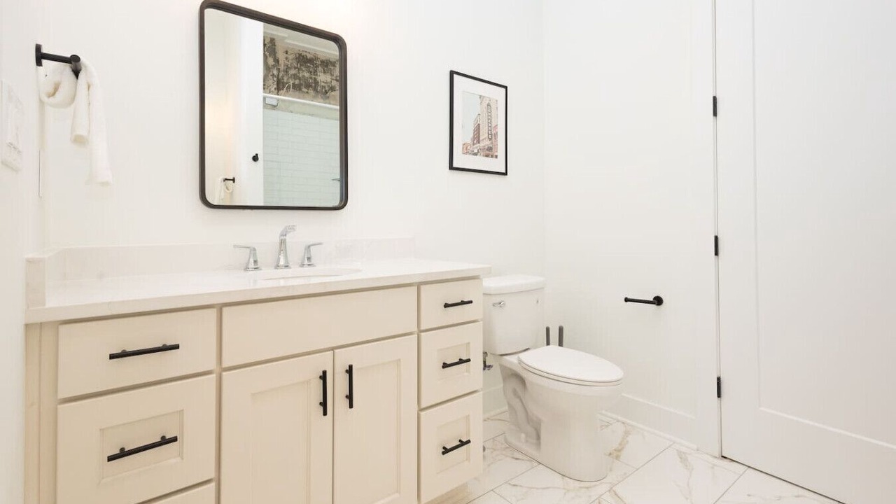 Photo of Bathroom in Downtown Knoxville