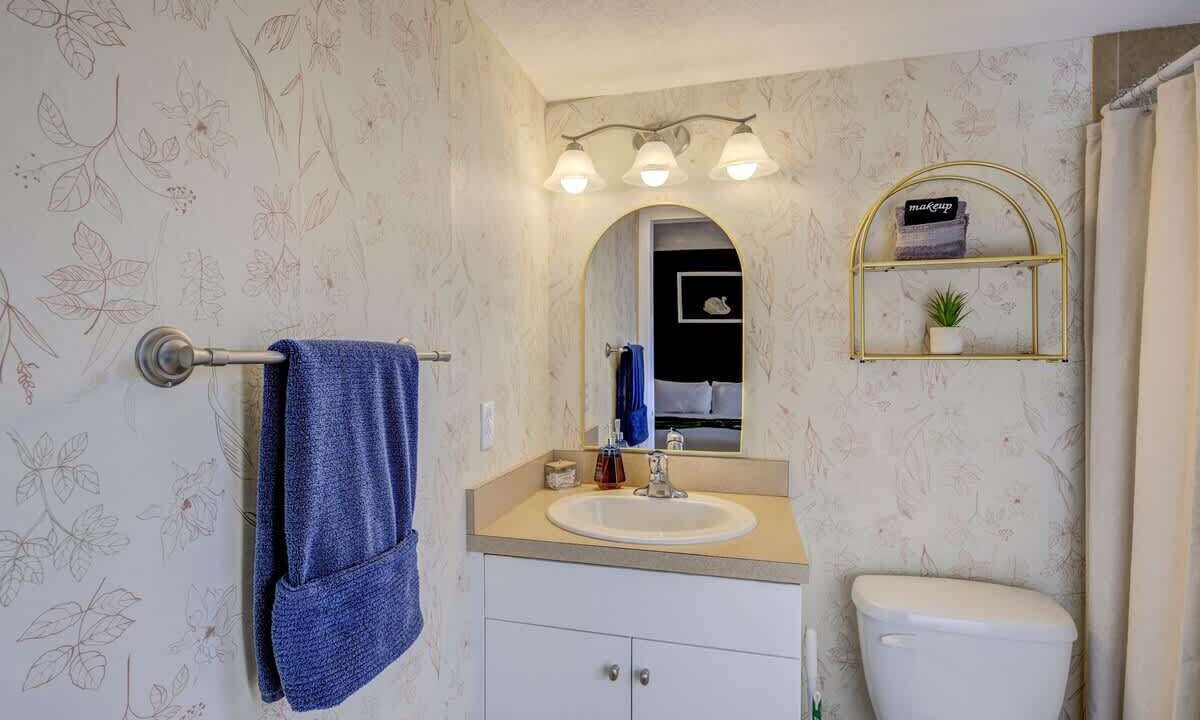 Photo of Bathroom in Arlington Park