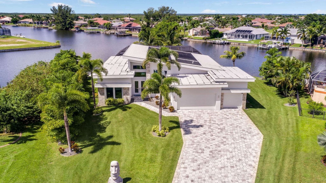 Photo of Outdoor in Pelican