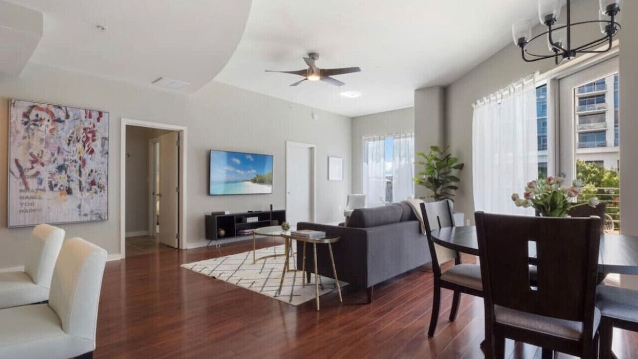 Photo of Livingroom in South Eola