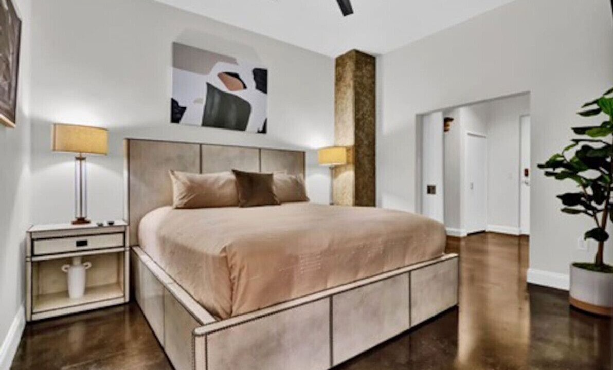 Photo of Bedroom in South Eola