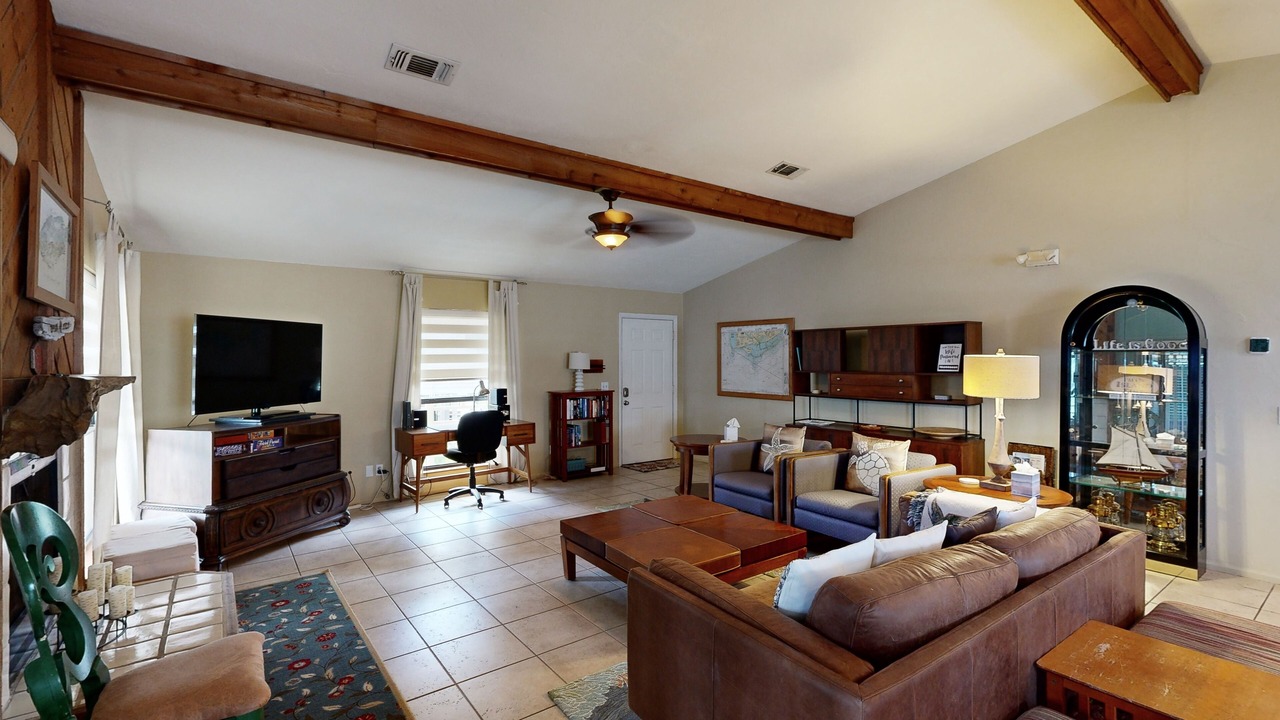 Photo of Livingroom in Cape San Blas