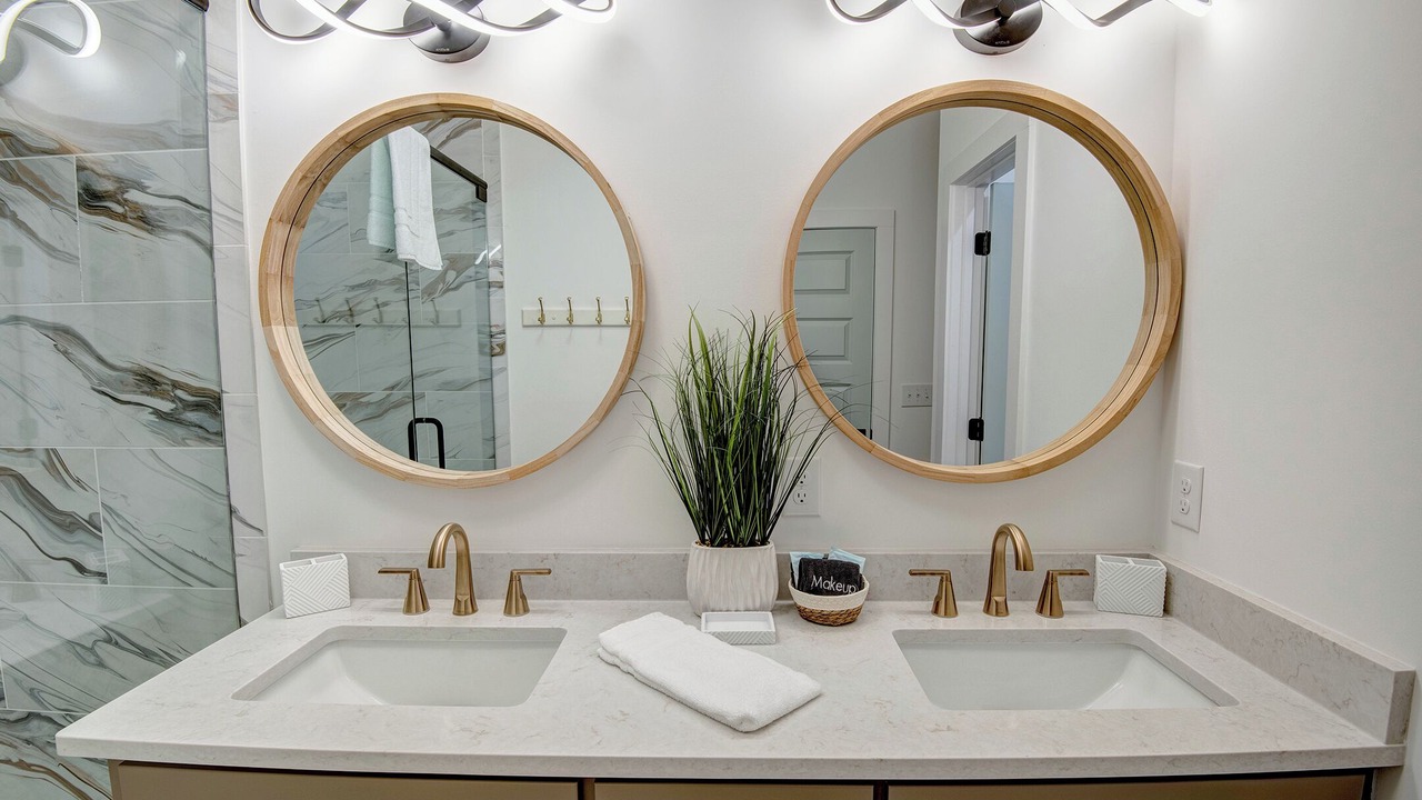 Photo of Bathroom in Southpointe