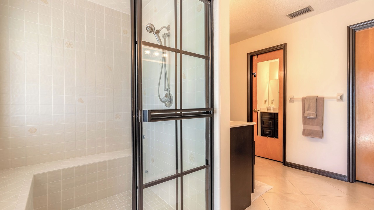 Photo of Bathroom in Samsula-Spruce Creek