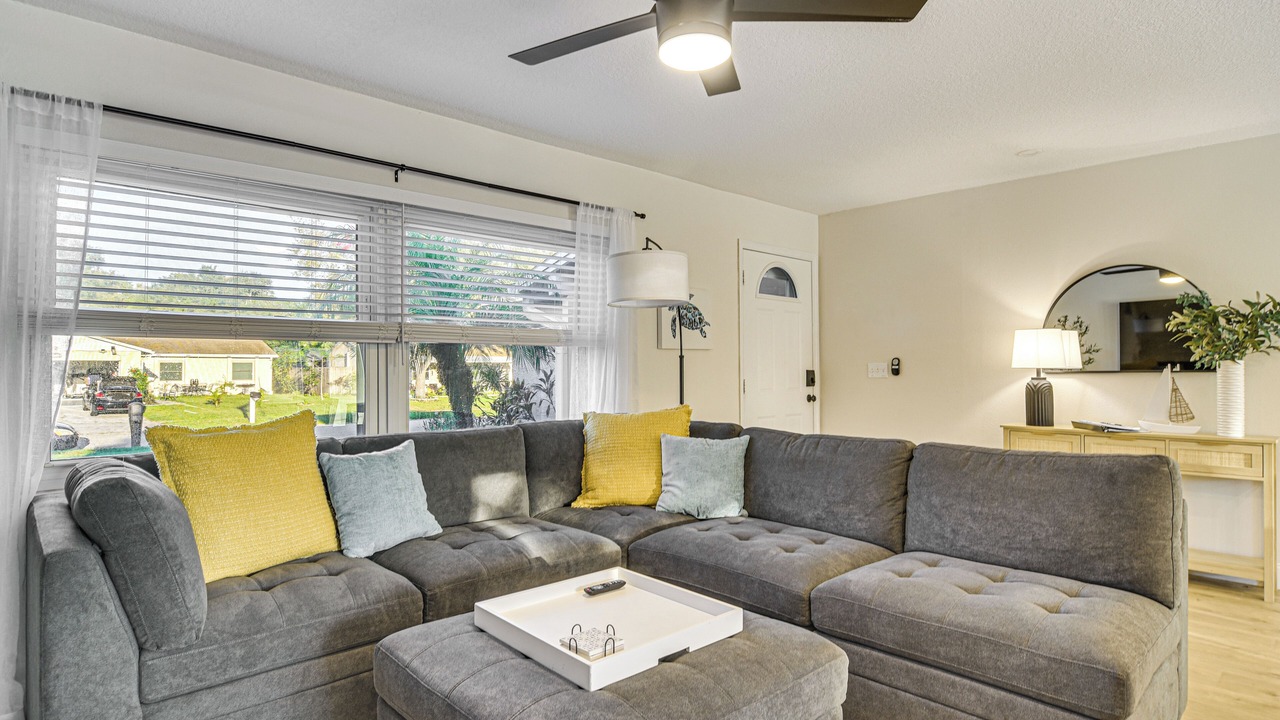 Photo of Livingroom in Pinellas Park
