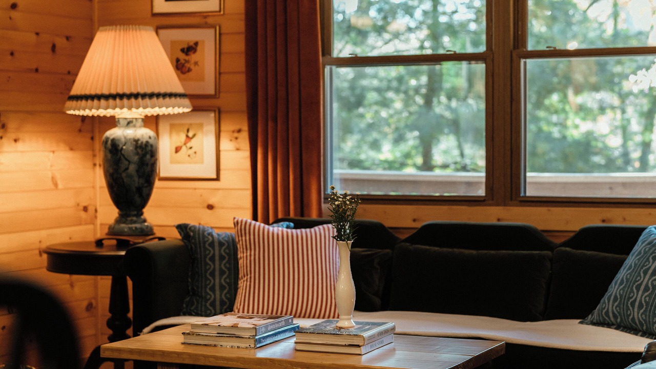 Photo of Livingroom in Cosby