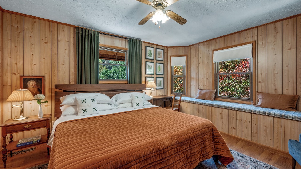 Photo of Bedroom in Cosby