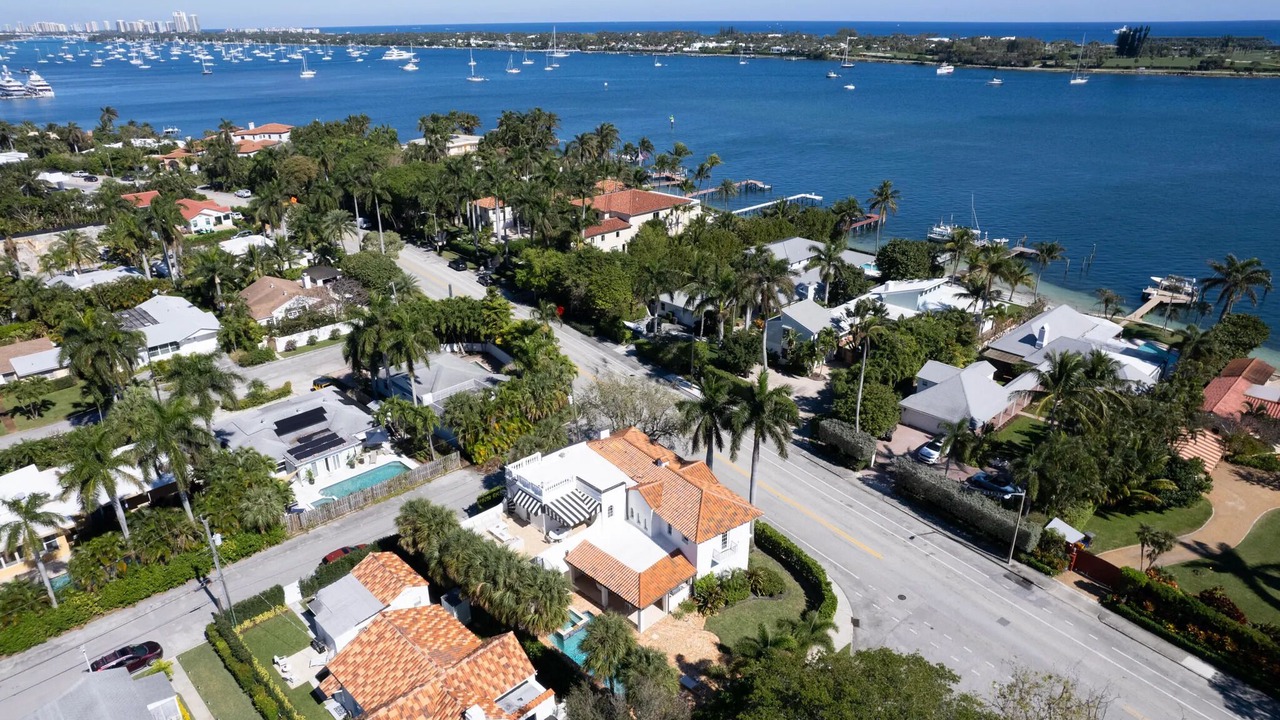 Photo of Outdoor in Palm Beach - West Palm Beach