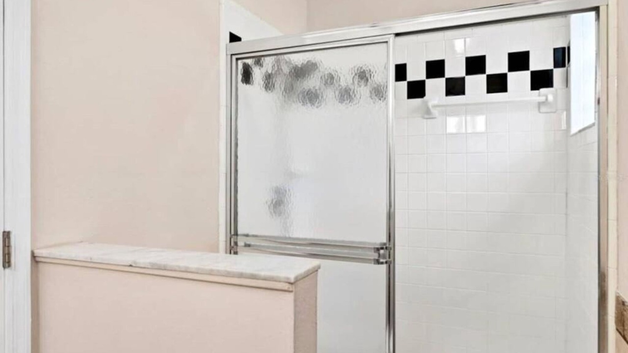 Photo of Bathroom in Thousand Oaks