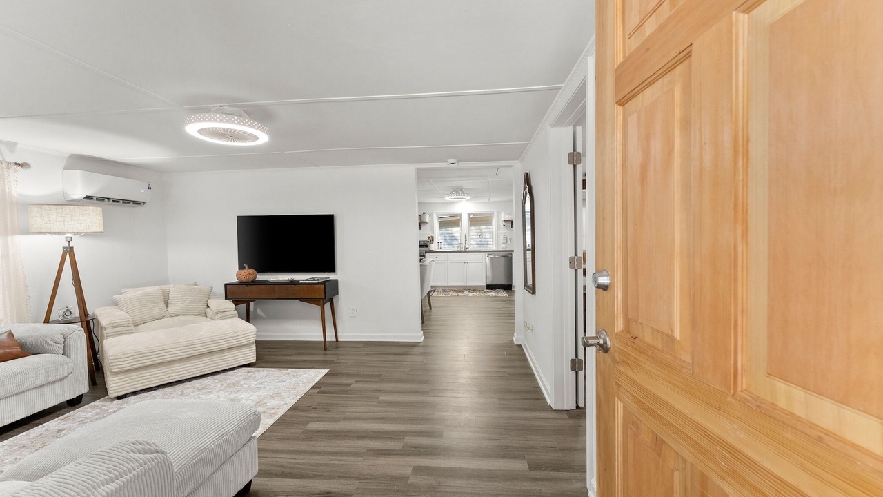 Photo of Livingroom in Murrayville