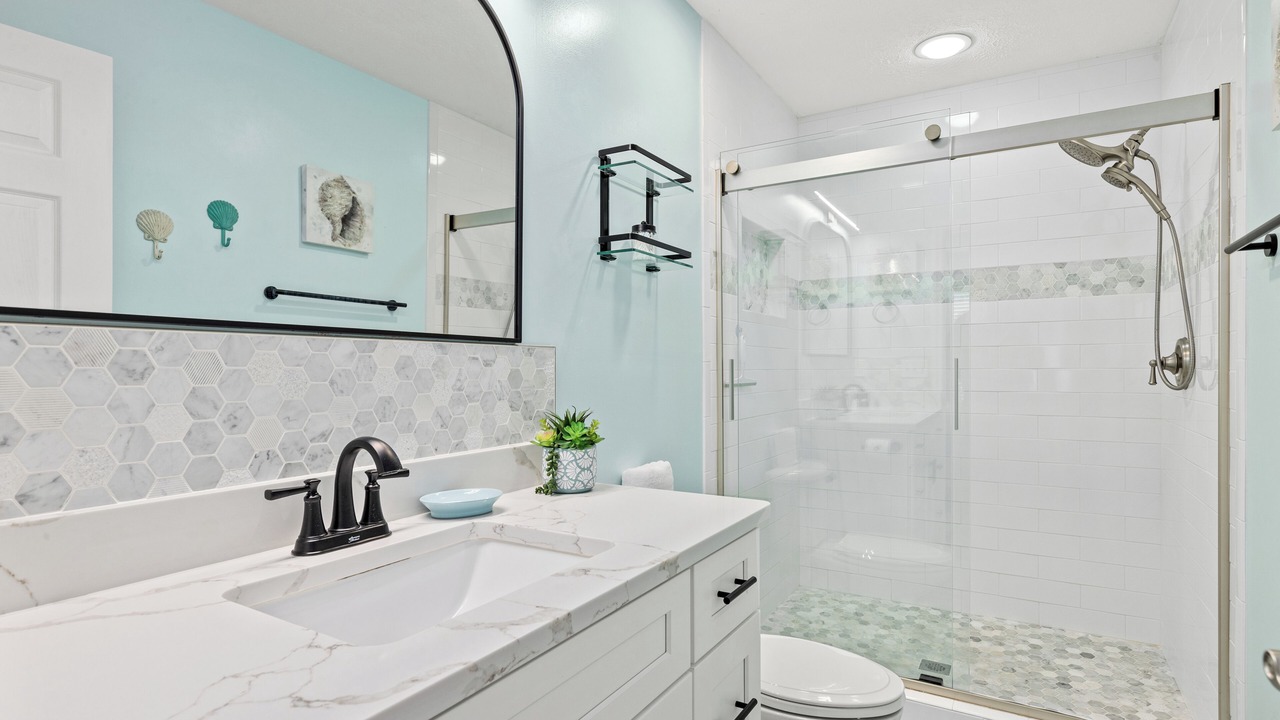 Photo of Bathroom in Holiday Beach