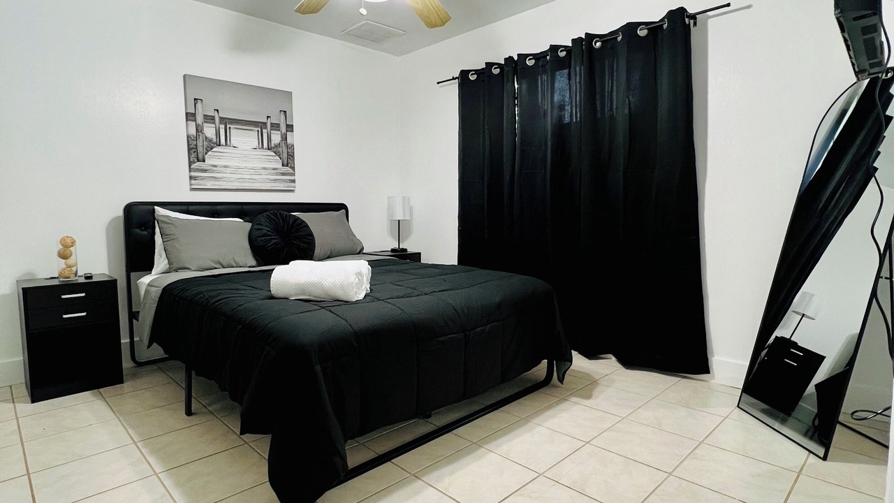 Photo of Bedroom in Joel