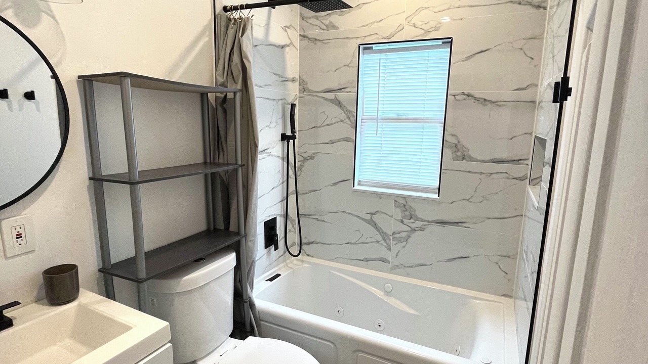 Photo of Bathroom in Liberty City