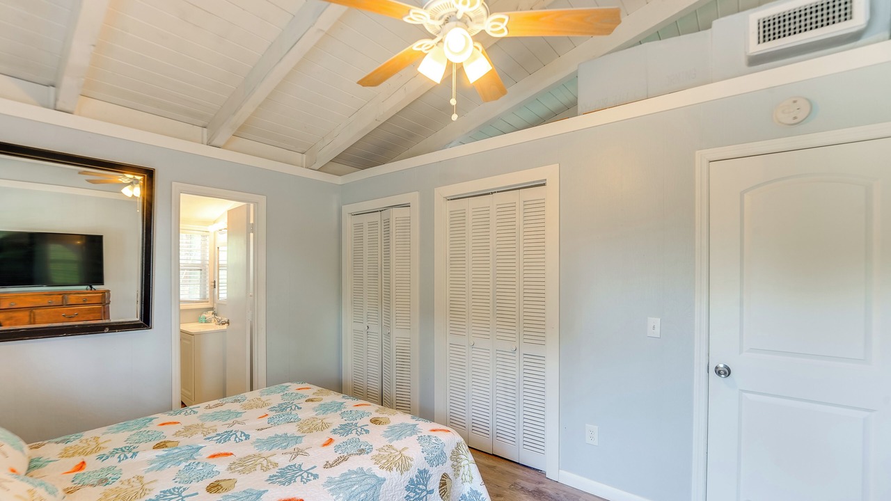 Photo of Bedroom in Alligator Point