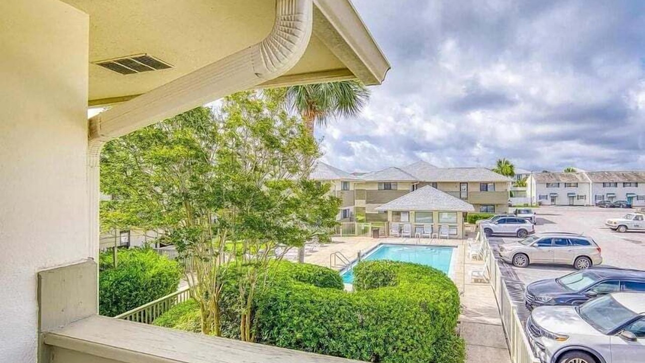 Photo of Outdoor in Emerald Waters Village