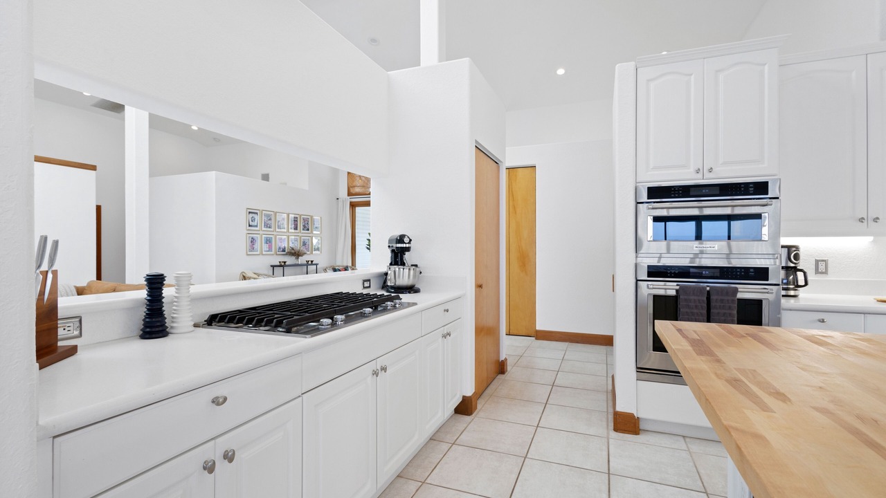 Photo of Kitchen in Bayshore Gardens