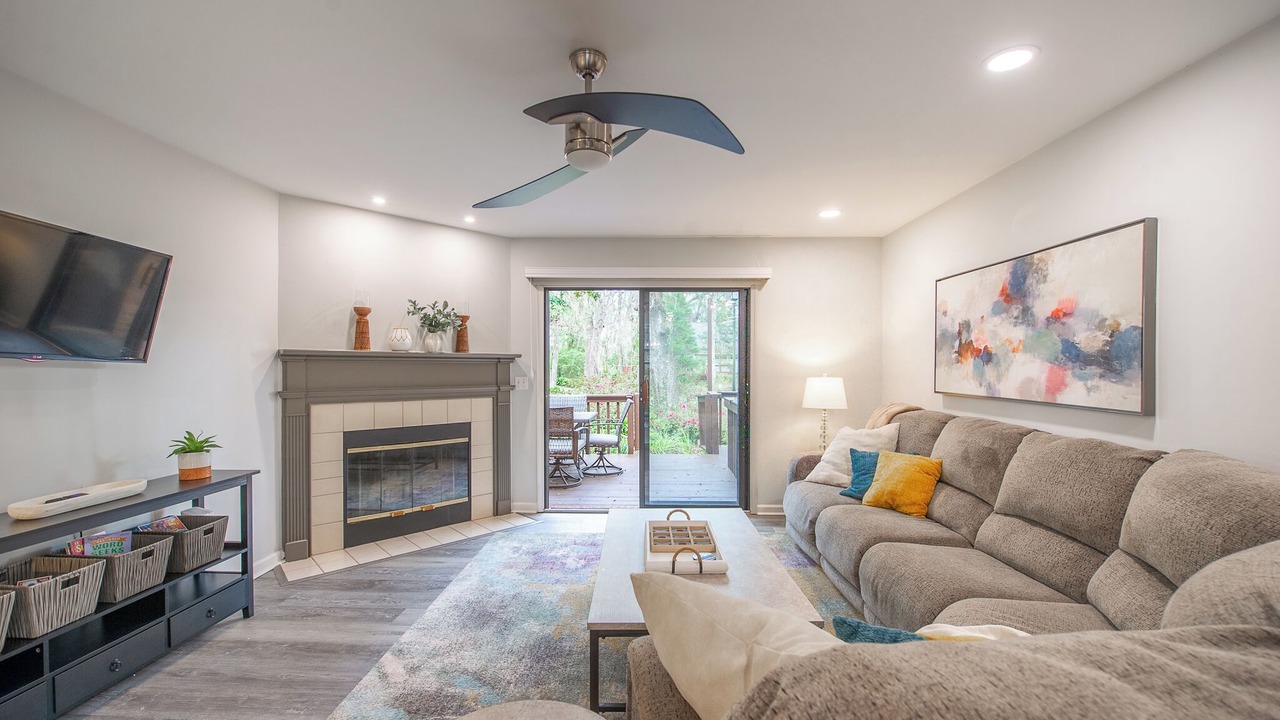 Photo of Livingroom in Killearn Estates